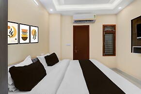 Deluxe Hotel Awadh Regency