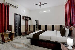 Deluxe Pushp Vatika