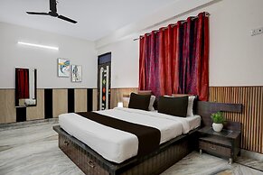 Deluxe Pushp Vatika