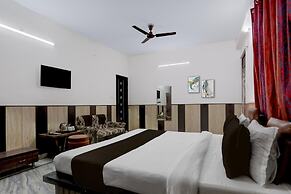 Deluxe Pushp Vatika