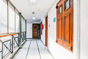 Deluxe Hotel O Lenin Sarani