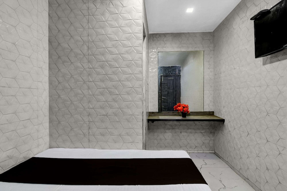 Deluxe Babu Lal Soni Guest House