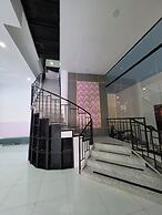 Jason Residencia One Hotel