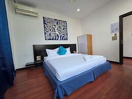 Jason Residencia One Hotel
