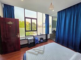 Jason Residencia One Hotel