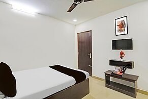 Deluxe Vanamthopu ESR Guest Inn