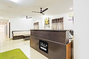 Deluxe Vanamthopu ESR Guest Inn