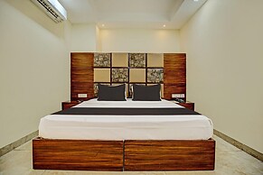 Deluxe Eastern View Vihaan Residency