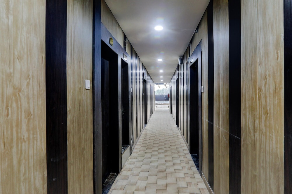 Deluxehotel Virat Inn