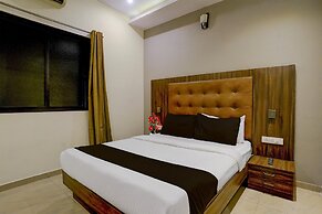 Deluxe Hotel Amour
