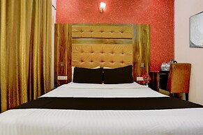 Deluxe Hotel Amour