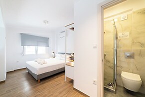 SLV Irida Apartment