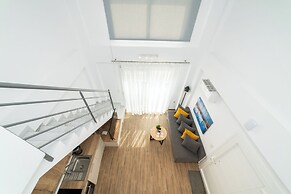 SLV Irida Apartment
