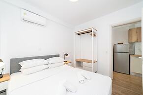SLV Irida Apartment