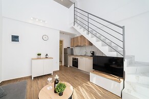 SLV Irida Apartment