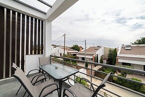 SLV Irida Apartment