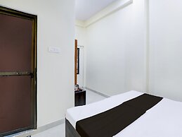 Saver Doublesuper Hotel O Sudhirpur