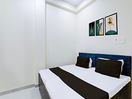 Saver Doublesuper Hotel O Sudhirpur