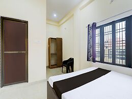 Saver Doublesuper Hotel O Sudhirpur