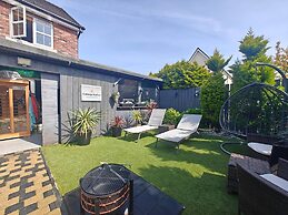 3BR Tropical Escape in Lisburn and Castlereagh
