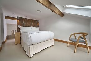 The Angel Hetton