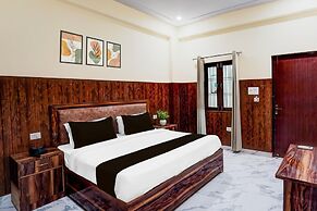Deluxe Hotel Saffron