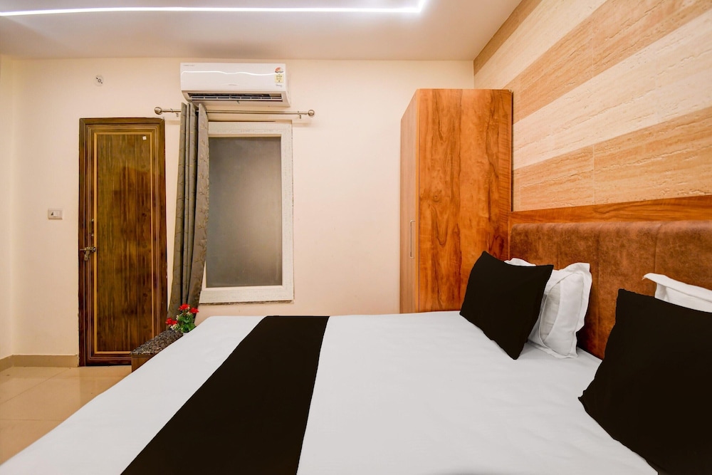 Super Deluxe Room Hotel Budget In
