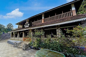 Premium Kallar Vattiyar Waterfalls Munnar