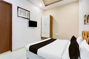 Deluxe Bareilly Near Satellite Bus Stand