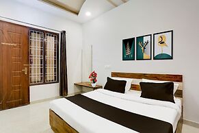 Deluxe Bareilly Near Satellite Bus Stand