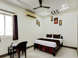 Deluxe Benz Circle Vijayawada