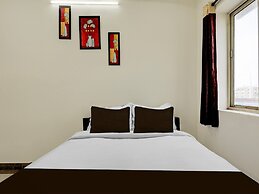 Deluxe Benz Circle Vijayawada