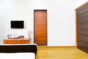 Deluxehotel Anmol Plaza