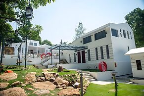 Sendhur Garden Resort