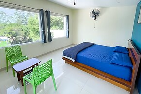 Sendhur Garden Resort