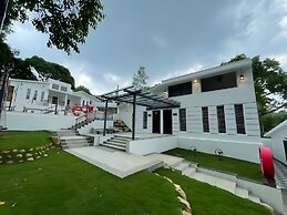 Sendhur Garden Resort