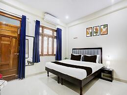 Deluxegopal Singh Niwas