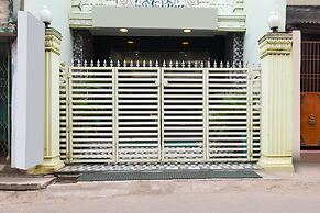 Saver Double Hotel Subhadarsan