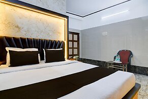 Deluxe Hotel O Howrah Railway Station