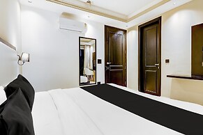 Classic With Balcony Udyog Vihar