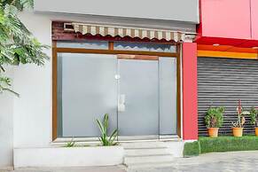 Deluxe Karakambadi BVN Grand