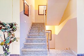Saver Single Sunshine Guest House
