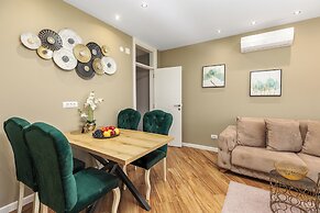 XIO Apartments