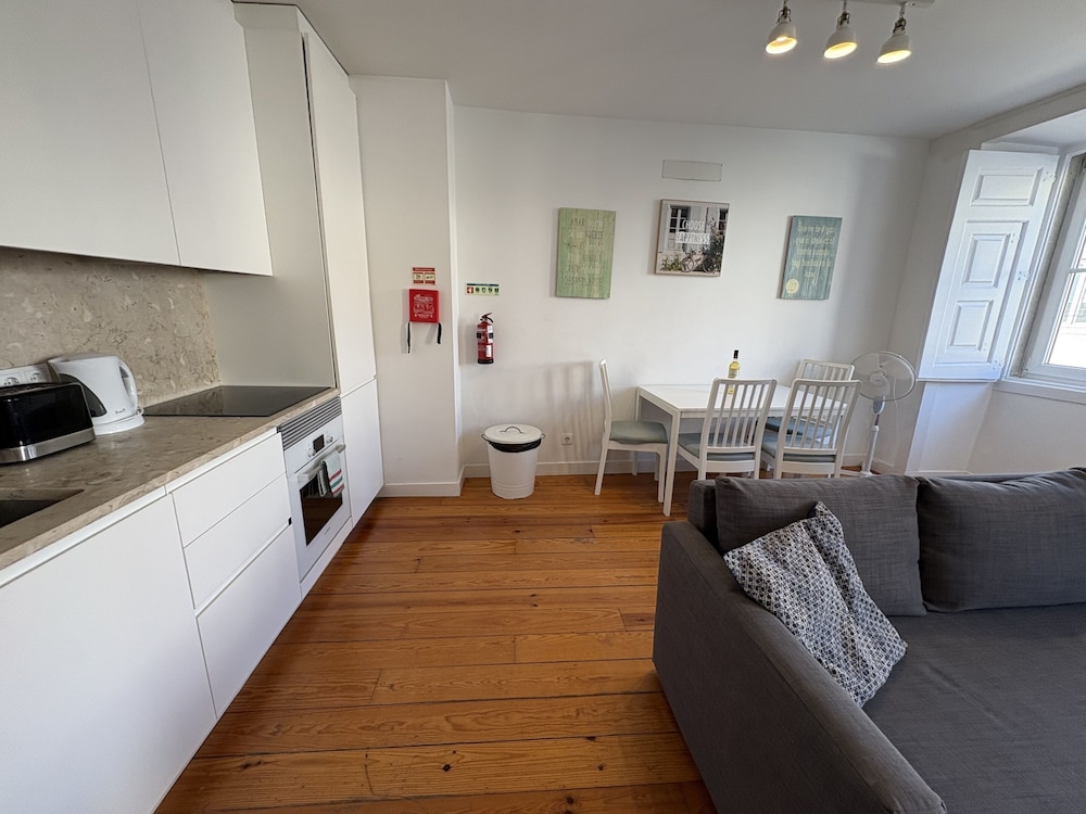 Alfama Premium