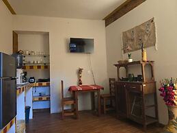 Casa Donaji Guest House