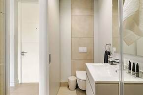 Waterfall City Luxury