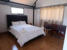 HOSTAL AYLLU CON COCHERA