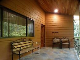 Spacious Monteverde Bird-watchers Home