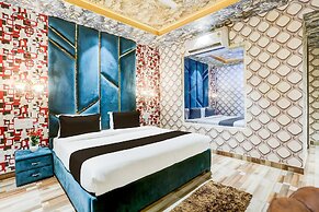 Deluxe Palette Bareilly Bellazio Suites