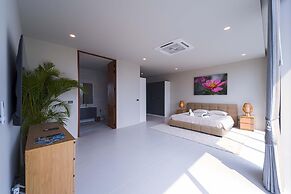 Luxury 5 Bedroom Pool Villa KH-C2